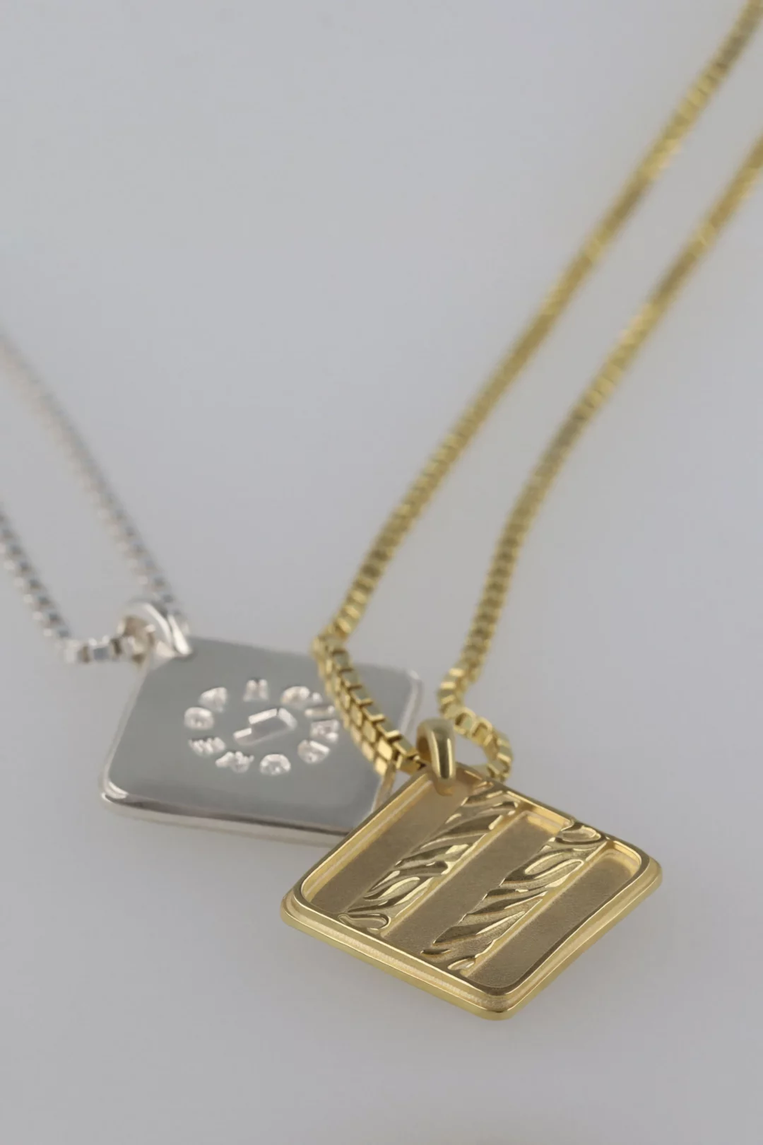 Ferus Pendant
